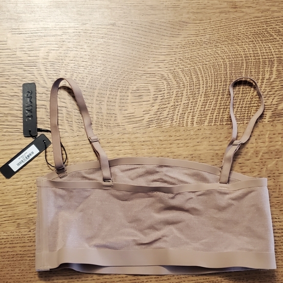 SKIMS Power Mesh Bandeau in Sienna - Picture 4 of 15